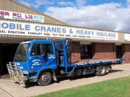 Nissan UD 4 Tonne Tilt Tray Truck for hire