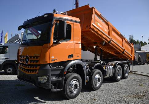 20 Tonne End Tipper Truck for hire