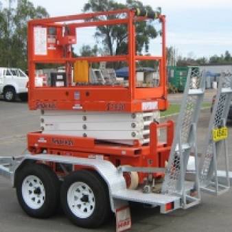 19FT SCISSOR ON TRAILER for hire