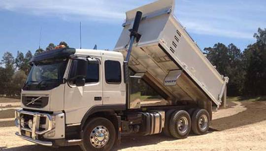 12 Tonne Tipper Truck for hire