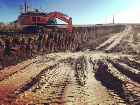 2016 Hitachi ZX490LCH-5 Excavator