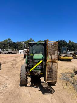 PC086 - John Deere 5093E