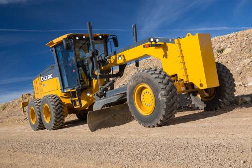 John Deere 760 Grader for hire