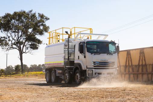 Isuzu FYH 300-350 8x4 18,000Lt Water Truck