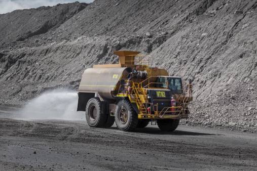 Caterpillar 777F for hire