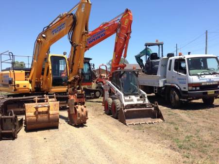 1997 Mitsubishi 8 Tonne Tipper Truck for hire