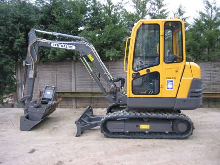 2 Tonne Mini Excavator for hire