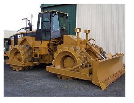 Caterpillar 825G Compactor for hire