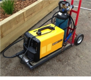 Bossweld Gas/Gasless MIG Welder for hire