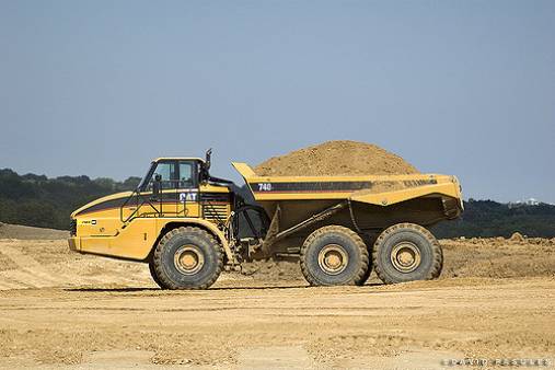 740 Articulated Dump Truck for hire
