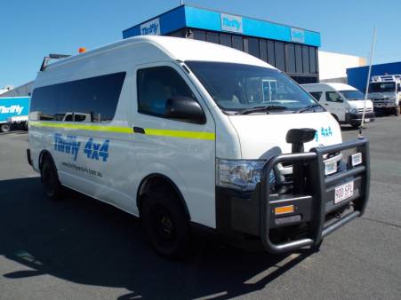 4WD 12 Seat Bus, Manual, Mine Equipped