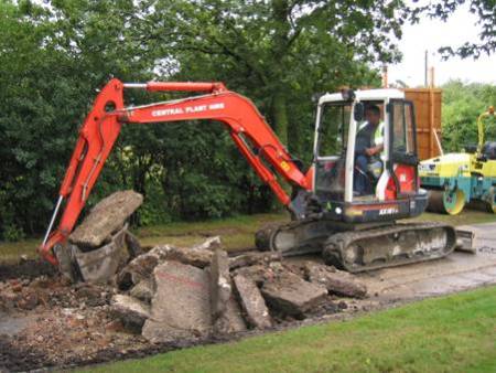 5 Tonne Mini Excavator for hire