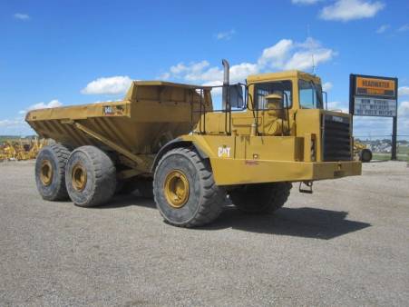 Caterpillar D400D Articulated Dump Truck