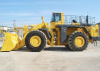 1990  Komatsu WA700-1 Loader