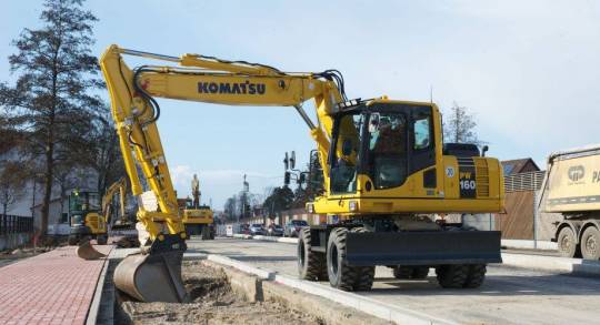 17 Tonne Hi Rail Wheeled Excavator for hire