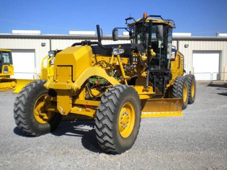 12M Grader for hire