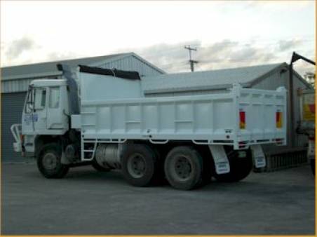 Dual Axle Tipper Truck for hire