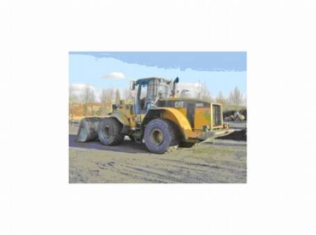 Catherpillar 966 Rubber Tyred Loader for hire