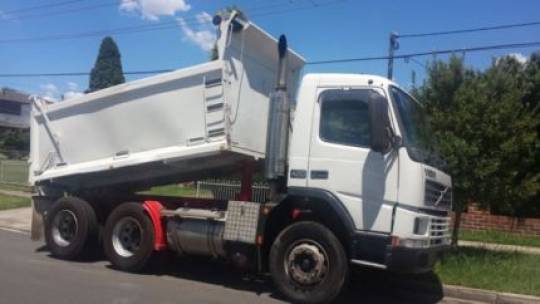 Bogie Tippers for hire