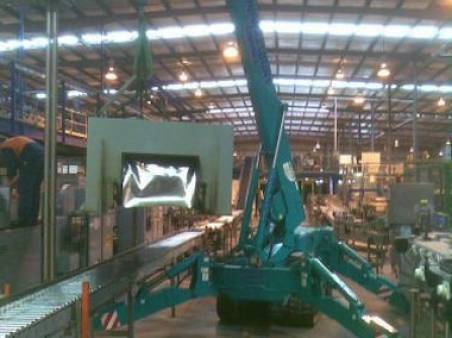 Maeda 3 Tonne Mini Crawler Crane