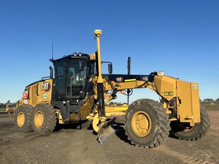 3 x CAT 140M AWD, 150M AWD Grader