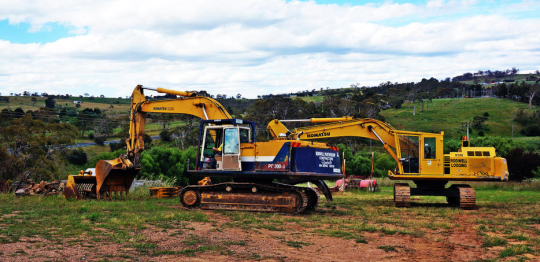 2004 Komatsu PC300-7 30 Tonne Excavator for hire