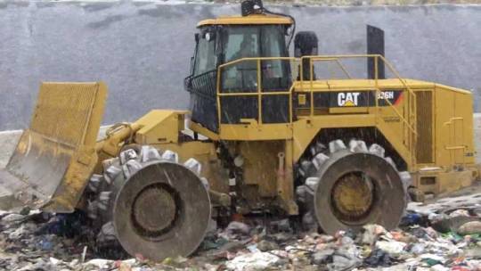Caterpillar 826H Compactor for hire
