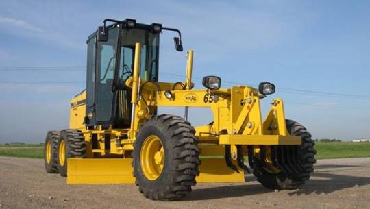 14 Noram 65E Grader for hire