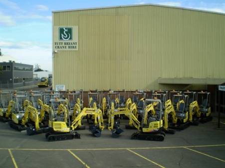 Mini Excavator 0.8 tonne for hire