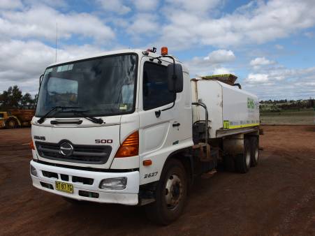 Hino Water Cart