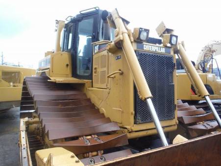 2011 Caterpillar D6R LGP 2 - Swamp Dozer for hire