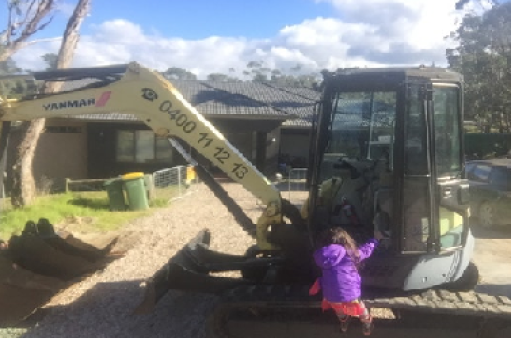 5 Tonne Mini Excavator for hire