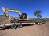 Excavator / Truck Combo