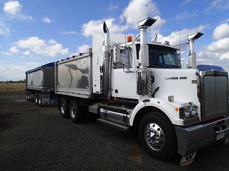 33 Tonne Western Star Truck and Trailer for hire