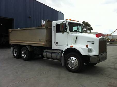 Tandem Tipper for hire