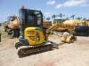 KOMATSU PC30MR