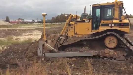 D6R Dozer with GPS for hire