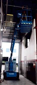 Genie Z3422N Electric Knuckle Boom Lift for hire