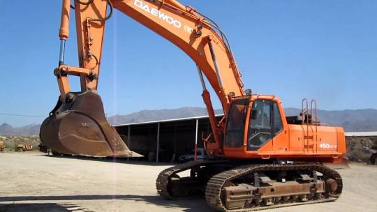 Daewoo SL450LC-V Excavator for hire