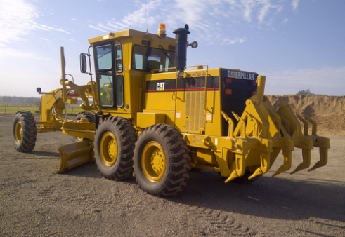 Caterpillar 140H Grader for hire