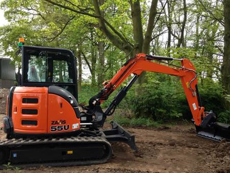 Hitachi 2.6 - 5 Tonne Mini Excavator for hire