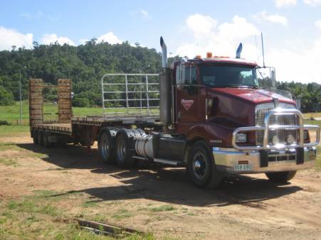 Drop Deck Low Loader for hire