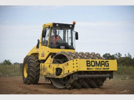 12 Tonne Padfoot Roller for hire