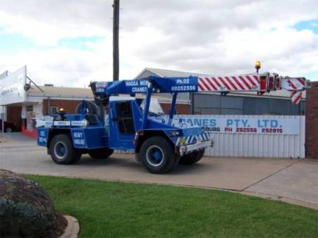 Terex AT15 15 Tonne Franna Crane for hire