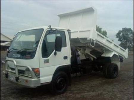 8 Tonne Single Axle Fighter Tipper Truck for hire