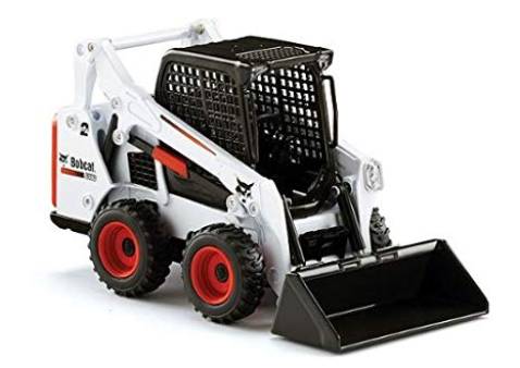 Skid Steer loader  Bobcat S590 / Huski 11 for hire